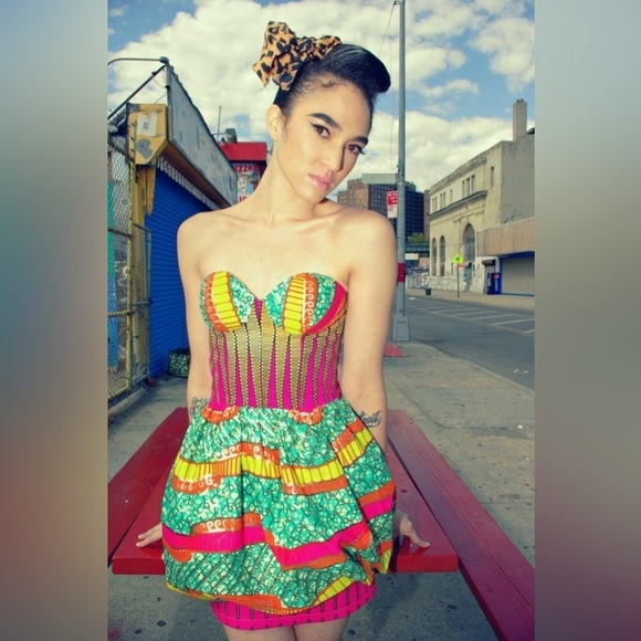 Boxing Kitten Tam Tam Strapless Peplum Vibrant Geometric Print Mini Dress sz 4 - Picture 11 of 11